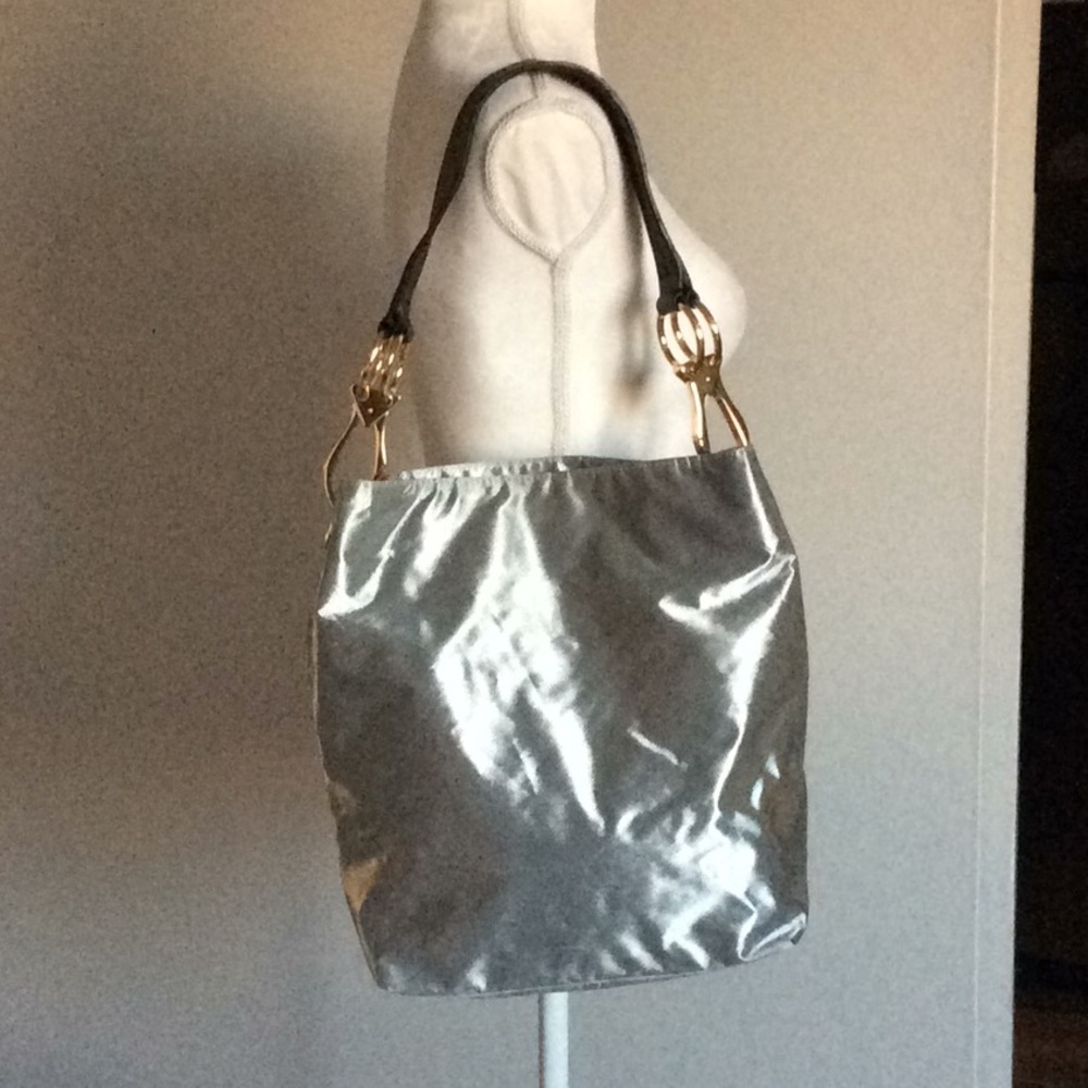 JEAN-PIERRE KLIFA FOR ANTEPRIMA-NUEVE BUCKET BAG